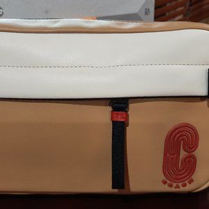 New Coach New York Leather Edge Belt Travel /Fanny Pack Bag Large Latte